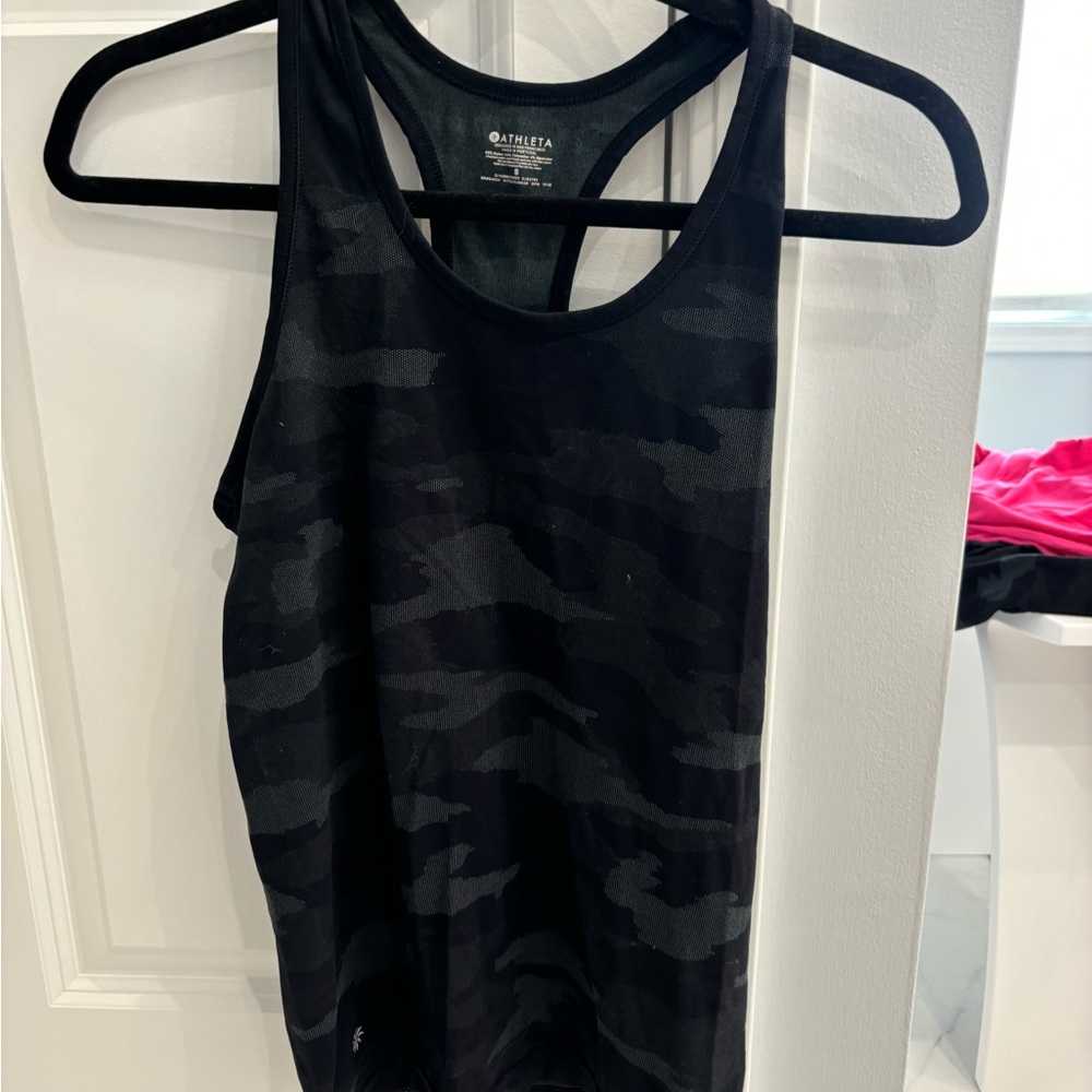 Athleta Black Fitted Sleeveless Tank Top